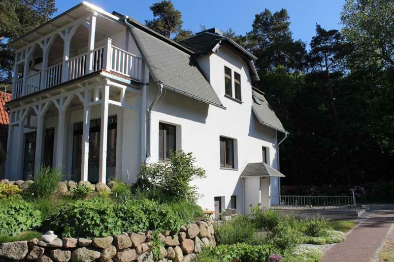 Villa Waldheim - Wg 2 Больтенхаген Экстерьер фото
